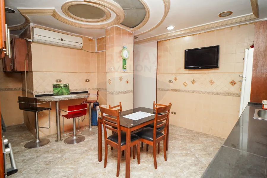 شقة للبيع 500 م لوران (ش شعراوي الرئيسي)