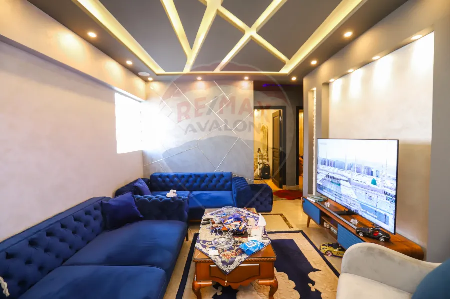 شقة للبيع 240 م كفر عبده (ش الأسماعيلية)