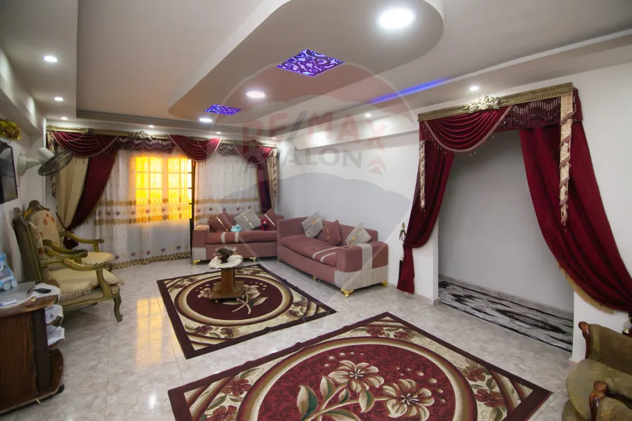 شقة للبيع 125 م محمور المحموديه (مدينة شباب الرمل)