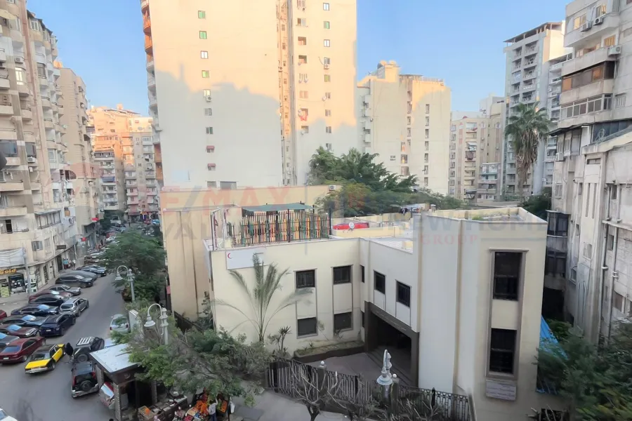 Apartment for sale, 220 m, Smouha (Bahaa El-Din Al-Ghatouri St.)