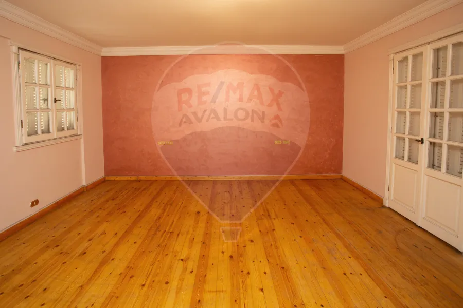 شقة للبيع 380 م كامب شيزار (شارع بورسعيد)