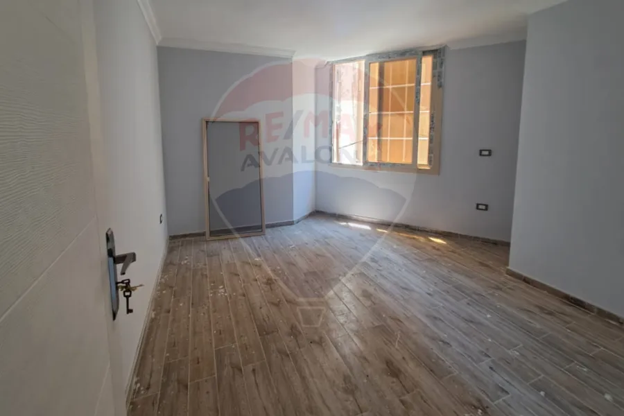 Administrative unit for rent 120 m Moustafa Kamel (directly Abu Qir st.)