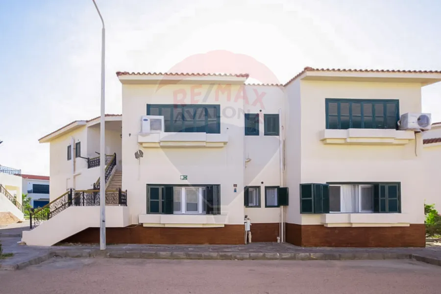 Standalone Chalet for sale (Palm Beach) 550 m