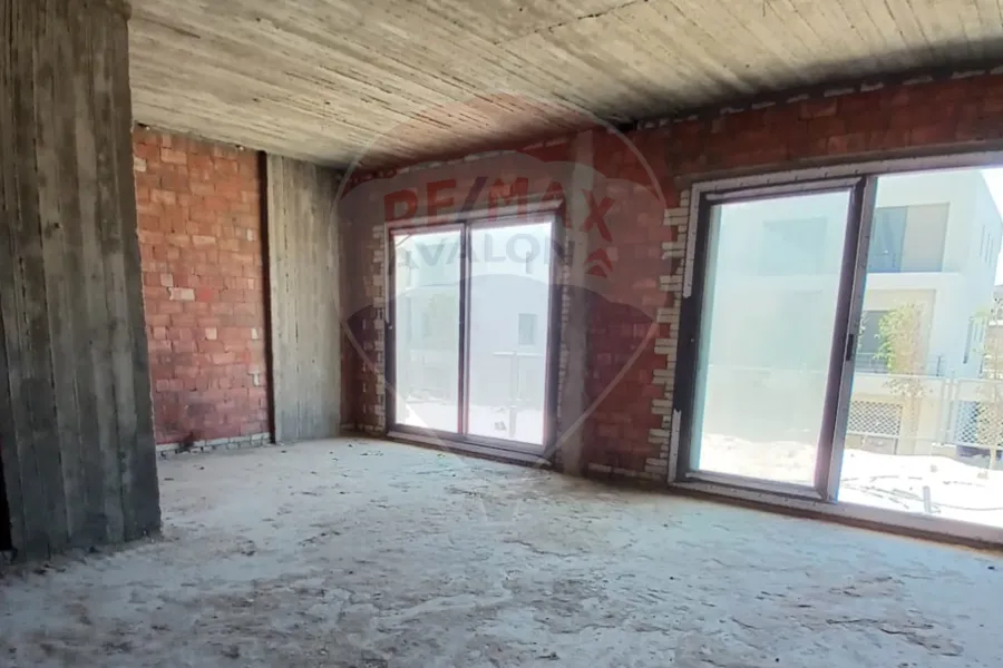 تيسيرا للبيع 242 م (كومباوند بالم هيلز الإسكندرية)