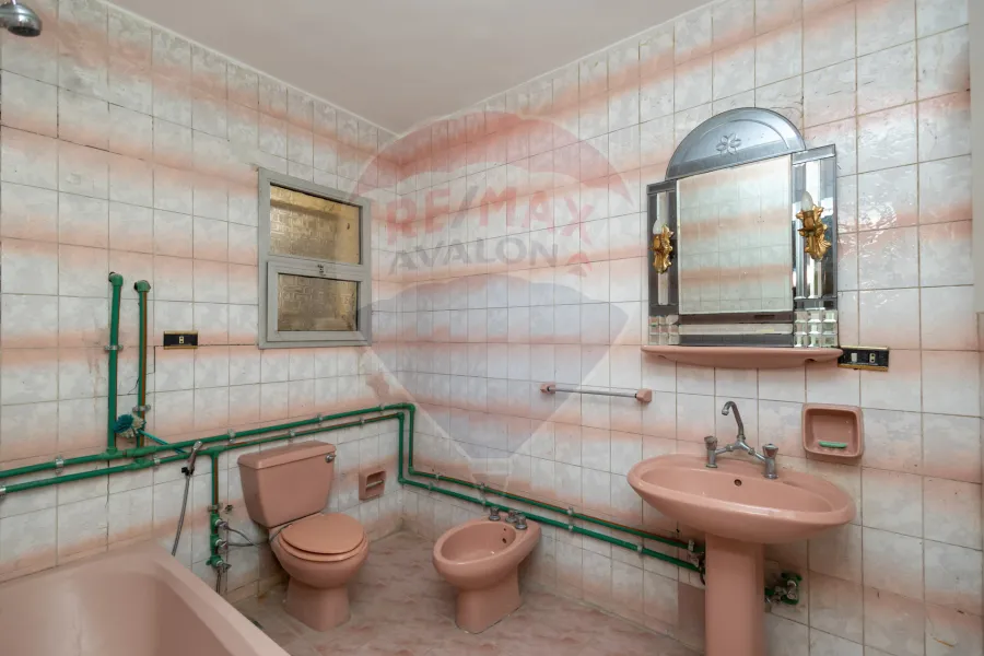 Duplex apartment for sale 260 m, Sidi Bishr (Khaled Ibn El Walid St.)