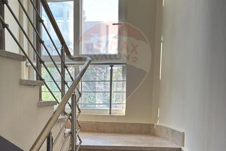 تاون هاوس للبيع (مارسيليا بيتش 4 ) 270  م