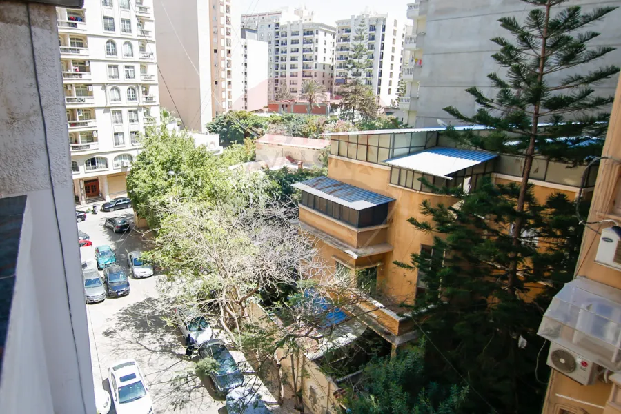 (شقة للبيع 160 م سموحة (شارع 48 متفرع من شارع 50