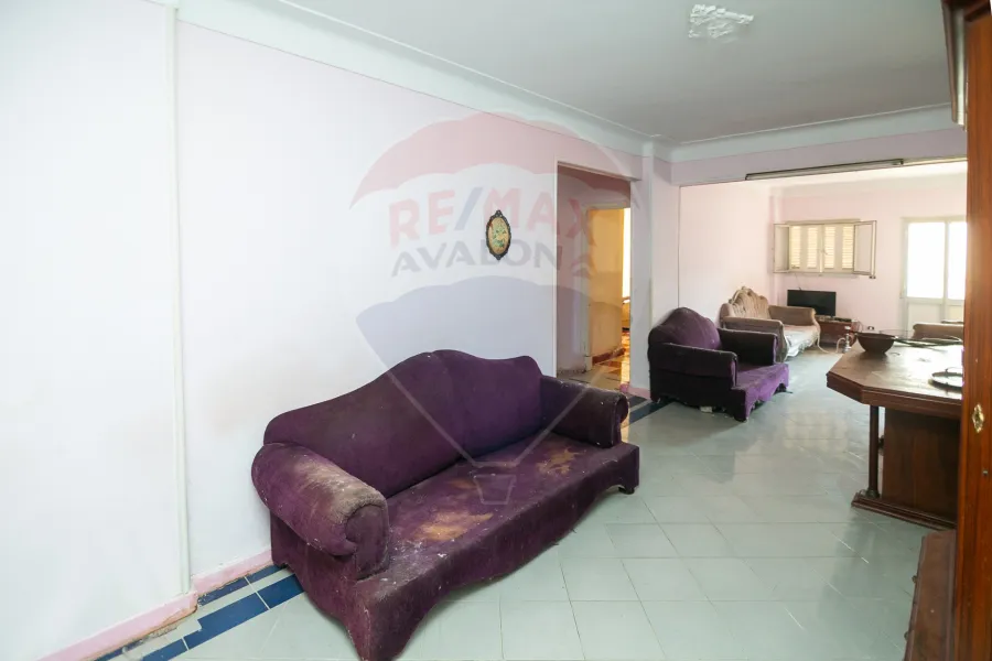 شقة للبيع 110 م كامب شيزار (ش هليوبوليس)