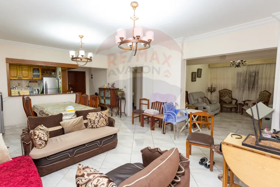 Apartment for sale 126 m Sidi Gaber (Officers&amp;#039; Housing)