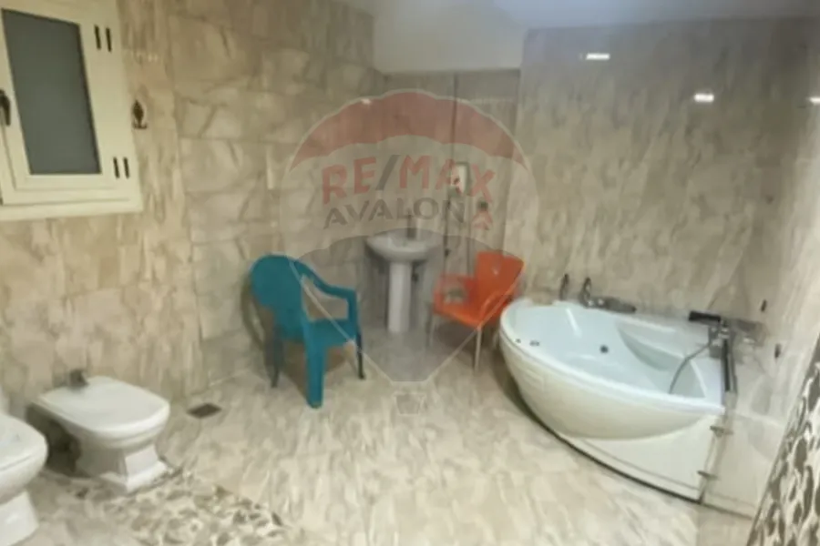 Duplex apartment for sale 650 m Sporting (Tiba St.)