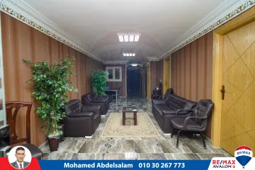 شقة إداري للبيع 146 م سموحة (شارع الريادة)