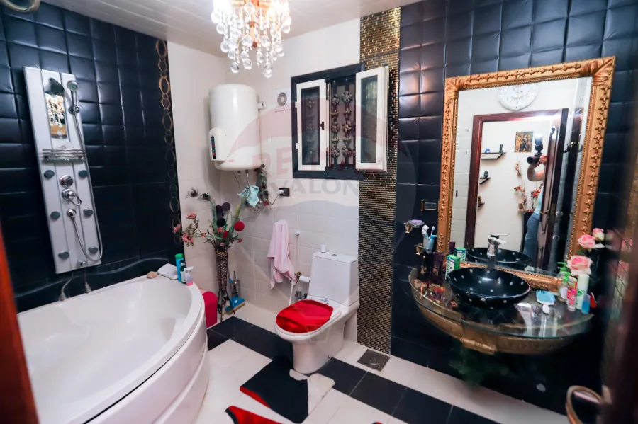 شقة للبيع 176 م الابراهيمية ( خطوات من شارع ابوقير )