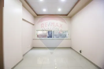 شقه اداري للبيع 110 م لوران ( طريق الحرية )