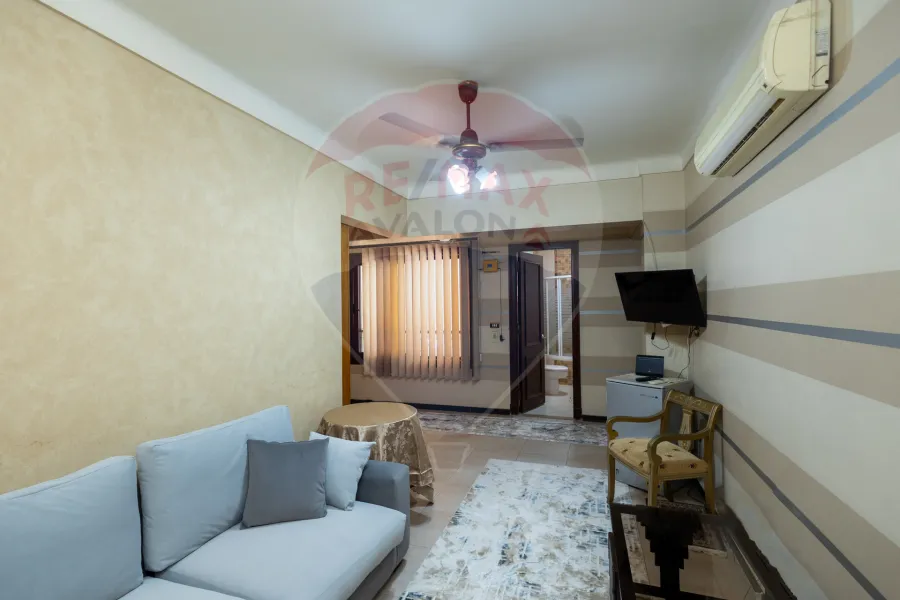 Apartment for rent 305 m Smouha (villa area)