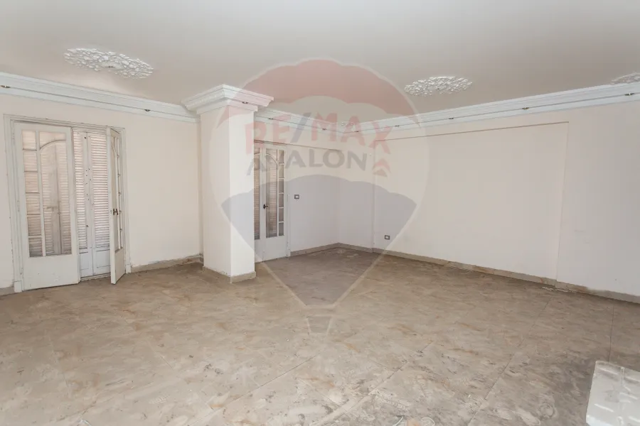 شقة للبيع 157 م سموحة (حي الفيلات)