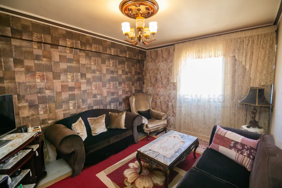 شقة دوبلكس للبيع 220 م سبورتنج (متفرع من ش أبو قير)