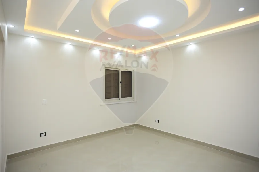 Apartment for sale 216 m Miami (Mohamed Awad St.)