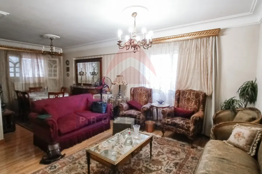 شقة للبيع 136 م لوران (متفرع من ش شعراوى)