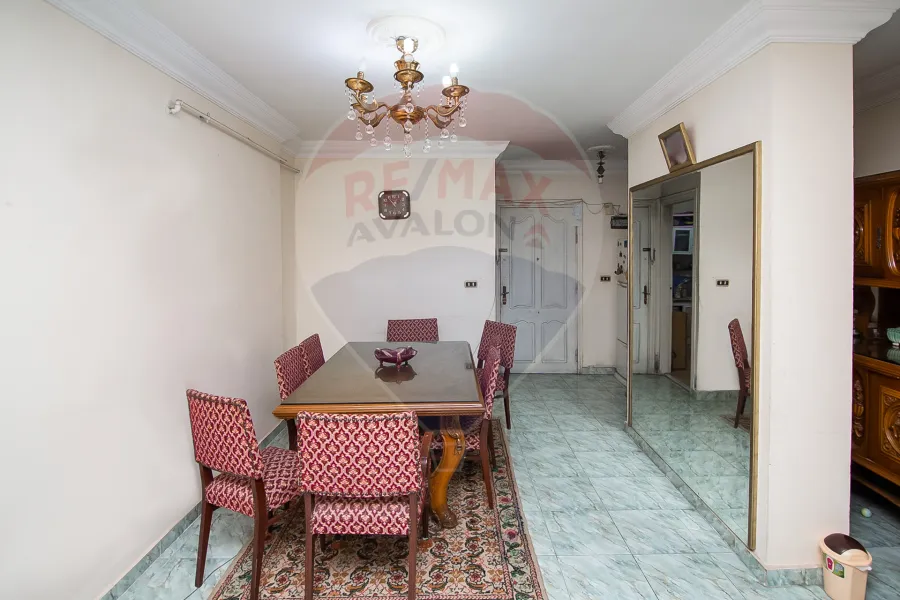 Apartment for sale 160 m sporting (Directly on the tram)