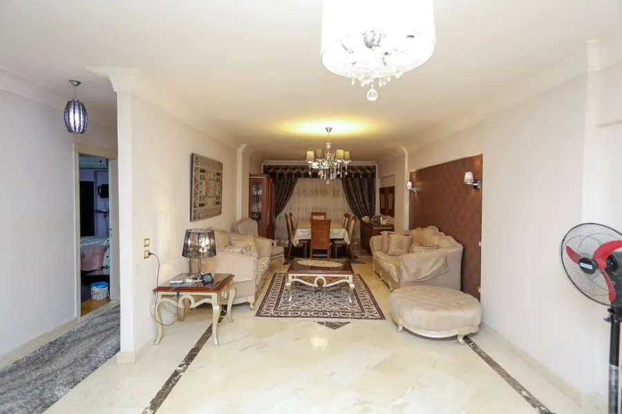 شقة للبيع 170م ببولكلي ( مدخل كفر عبده )