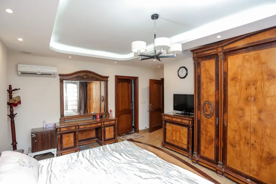 Apartment for Sale 270m Stanly (Near To Korniesh Road)