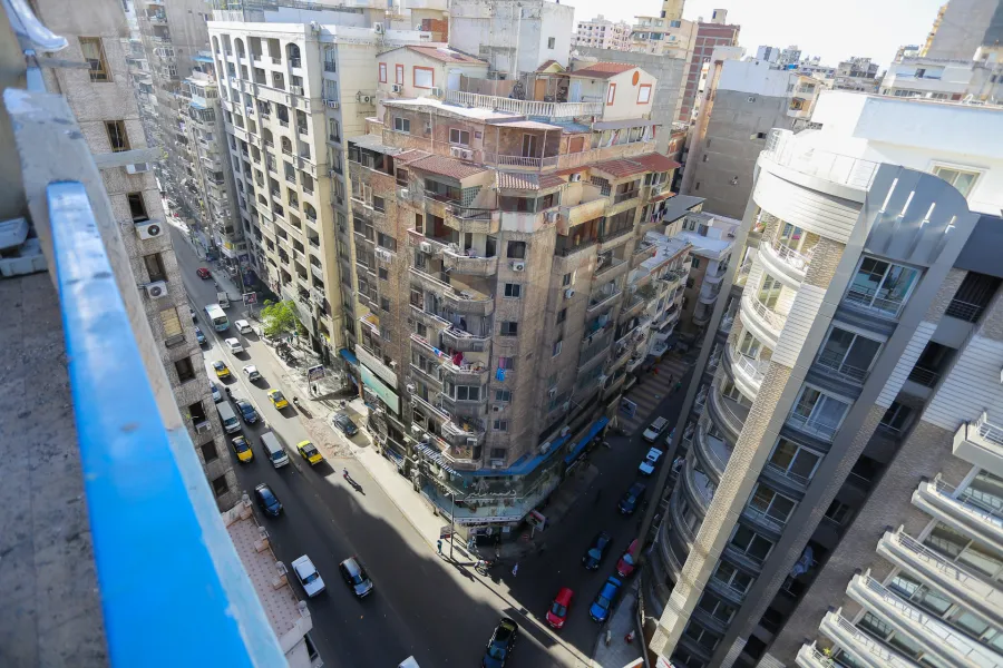 Apartment for sale 300 m Louran (Al-Horya St.)