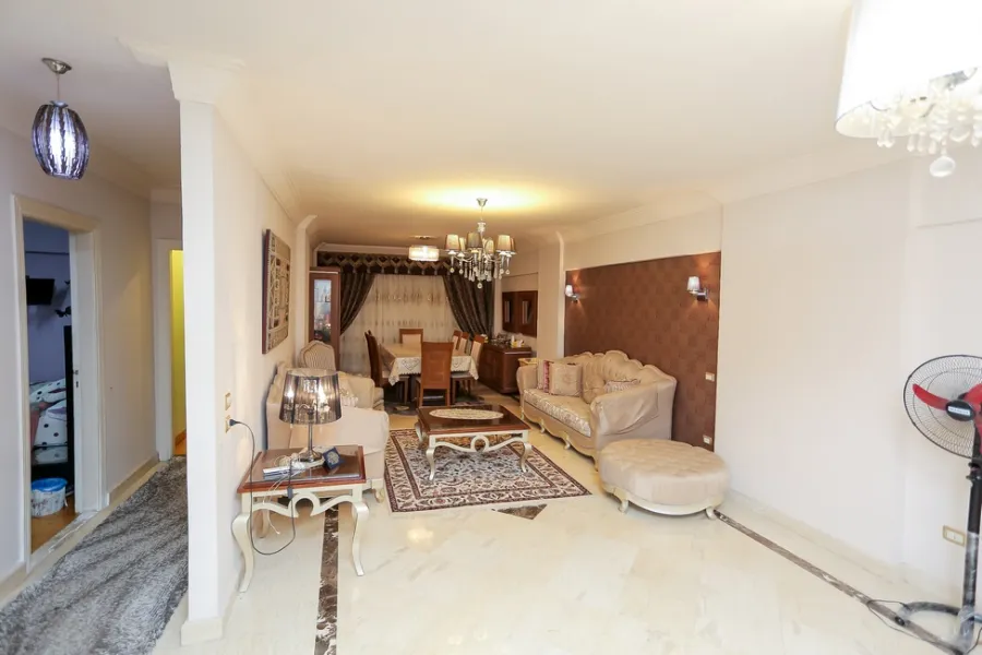 شقة للبيع 170م ببولكلي ( مدخل كفر عبده )