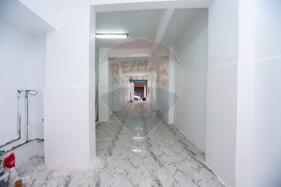 محل تجارى للبيع 70 م سيدي بشر ( ش محمود مقلد متفرع من ش خليل حماده  )