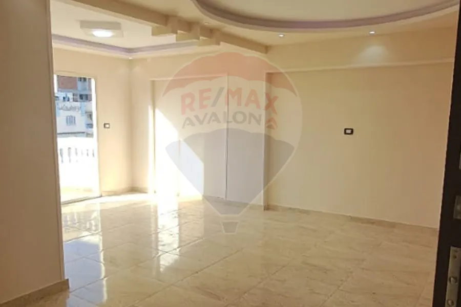 Apartment for sale 150 m Sidi beshr (Steps from Gamal abdelnasser st.)