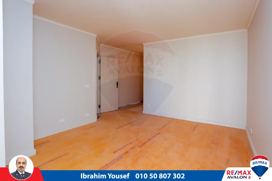 شقة للبيع  205م كفر عبده (ش الاسماعيلية - عمارة براند )- 4,600,000 ج كاش