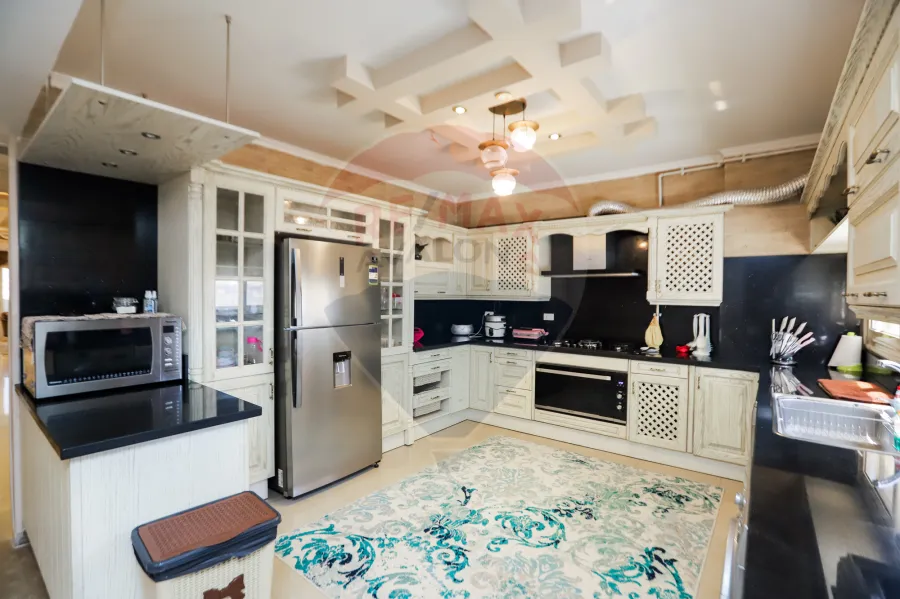 Apartment For Sale 271 m Smouha ( Albert Elawel St - Front Of Princess Fawzya Palace)