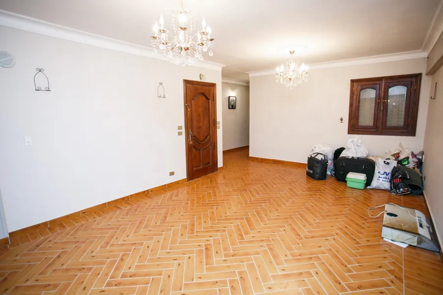 شقة للبيع 125م العجمي (الهانوفيل -  طريق اسكندريه مطروح)