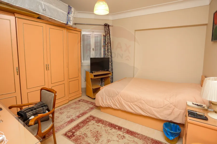 شقة للبيع 175 م المعمورة (عمارات امن الدولة)