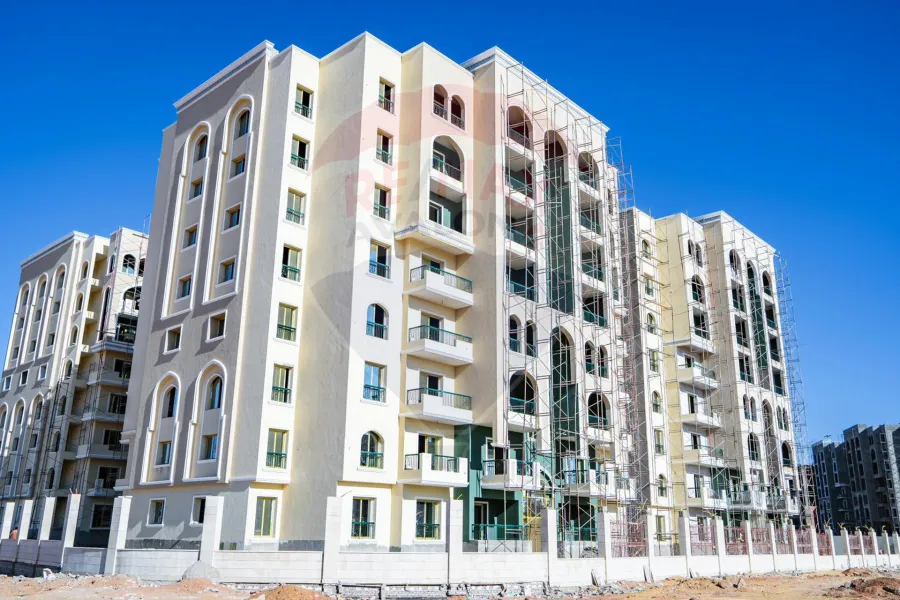 شقة للبيع 182 م (لافيردي - العاصمة الادارية)