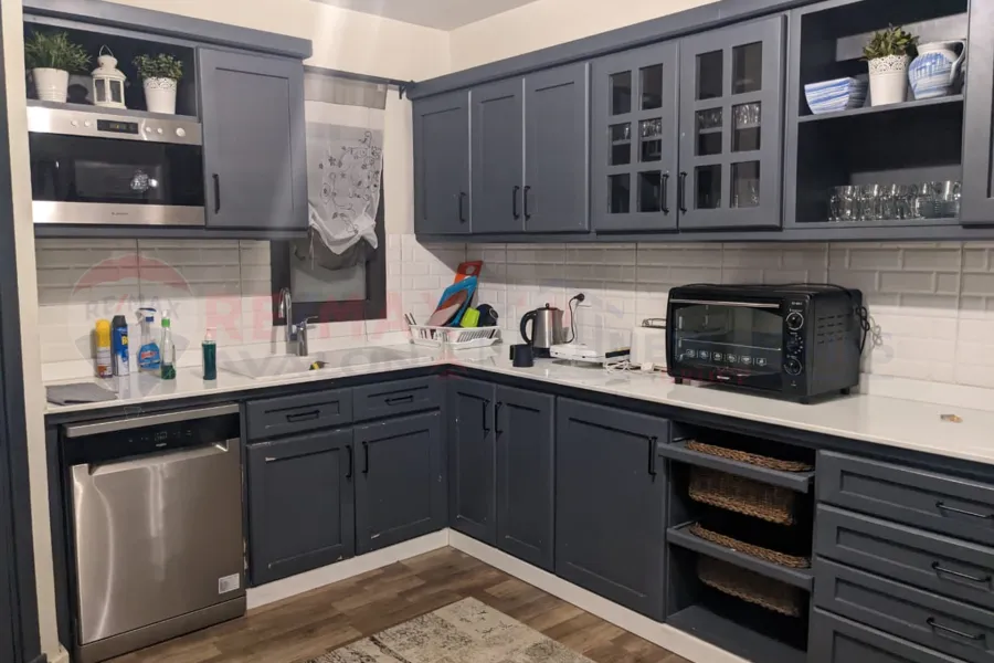 Furnished villa for rent 900 m King Mariout (King Heights compound)