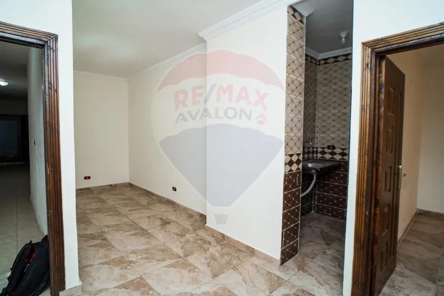 Administrative office for sale 40 m Victoria (Gamal Abdel nasser St.)