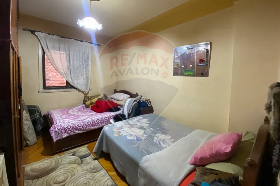 Apartment for sale 135 m Janaklis (steps from Abu Qit st.)