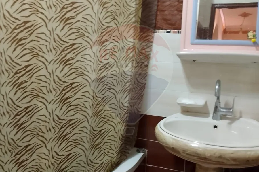 Apartment for rent 125 m Sidi Gaber El Sheikh (steps from the sea and Port Said Street)