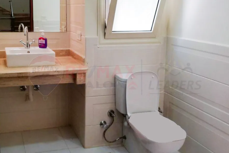 Townhouse + garden for sale (Hacienda Bay) 380 m