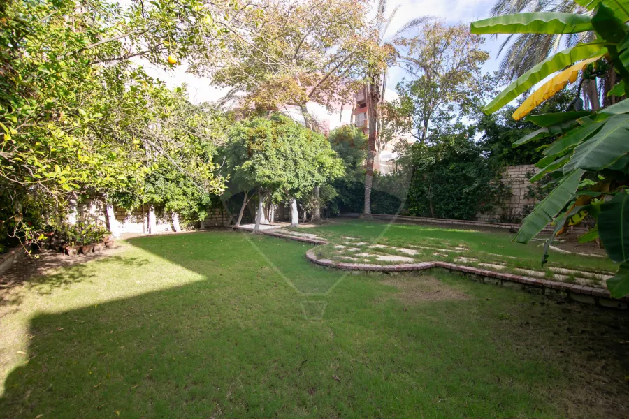 Villa for sale 700 m Al-Agamy (Al-Hanoville)