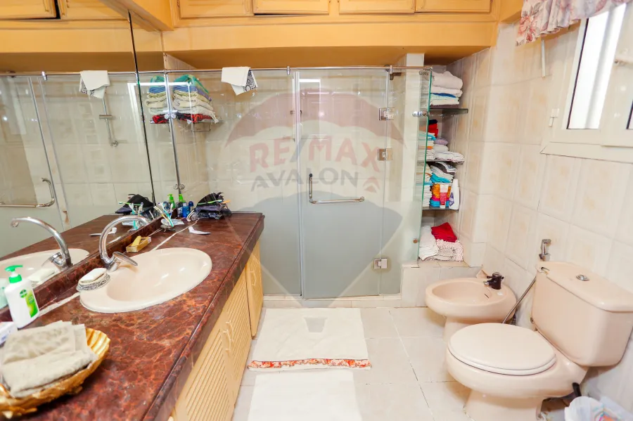 Apartment for sale 350 m Kafr Abdo (Saint Genie Square)