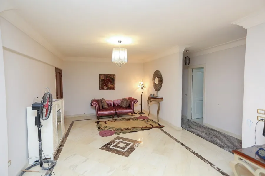 شقة للبيع 170م ببولكلي ( مدخل كفر عبده )