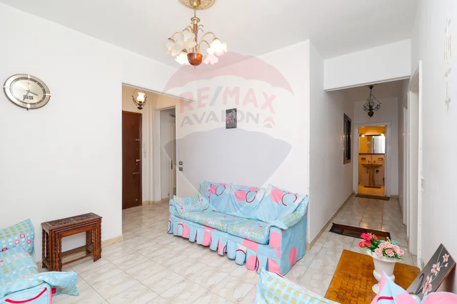 Furnished apartment for rent 115m Al Asafra (Directly on the Sea)