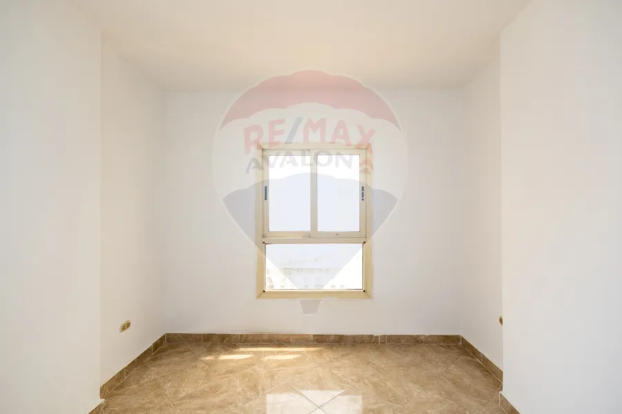 Apartment for sale 110 m El Montaza (Royal Plaza Towers)