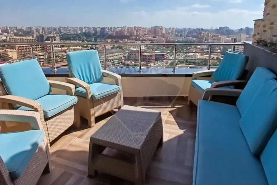 Apartment for sale El Shatby (University Bridge St.) 265 m