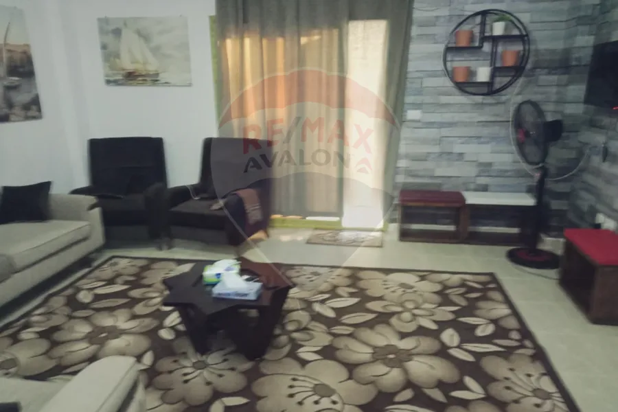 شاليه ارضى بحديقة للبيع الساحل (قرية لاميرا) 90 م