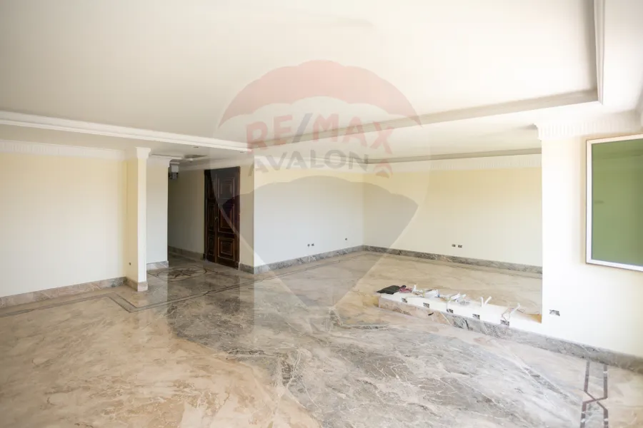 شقة للبيع 225 م سموحة (بيتك في النادي)