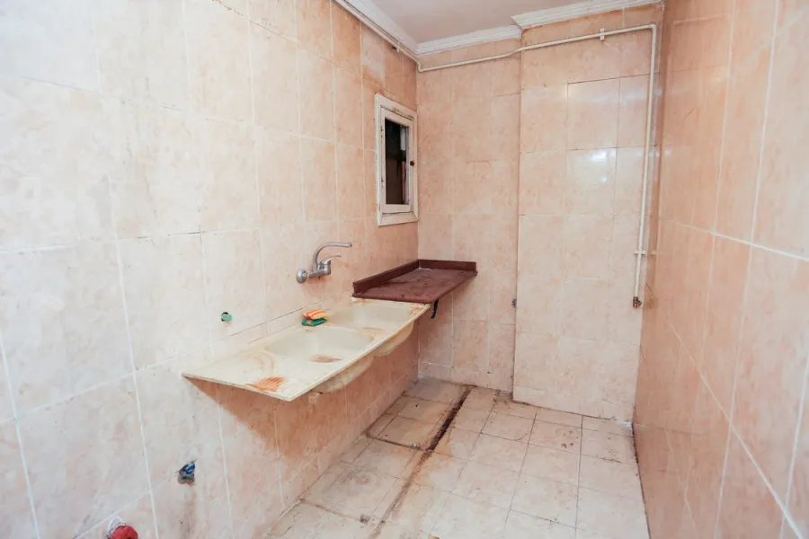 شقة للبيع 118م ميامي (متفرع من ش خالد بن الوليد)