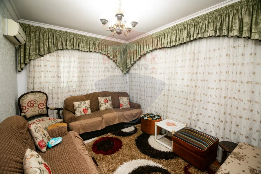 شقة دوبلكس للبيع 500 م جليم (خطوات للترام و ش أبوقير)