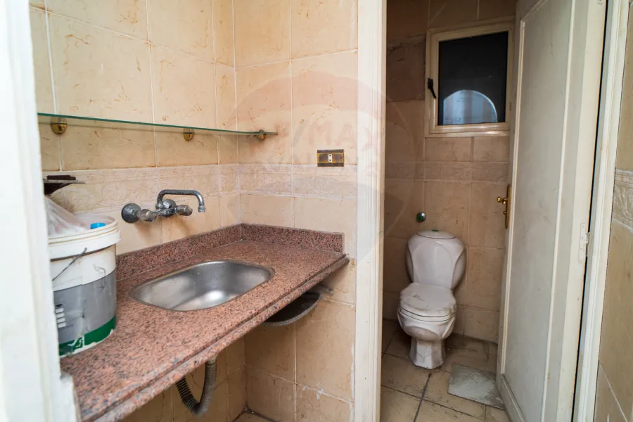 office for rent 70 m Sidi Bishr (Sidi Bishr Mosque St)